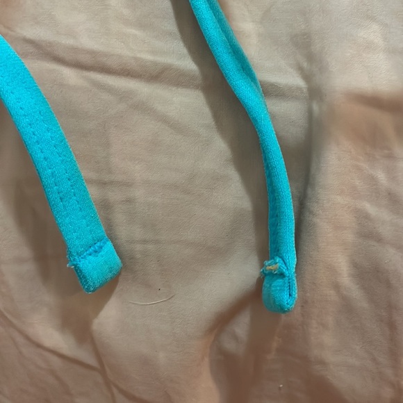 teal jolyn triangle top - Picture 4 of 7